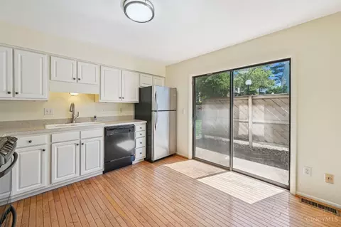 Kitchen - 7264 Galbraith Rd, Cincinnati, OH 45243 photo 1 of 3