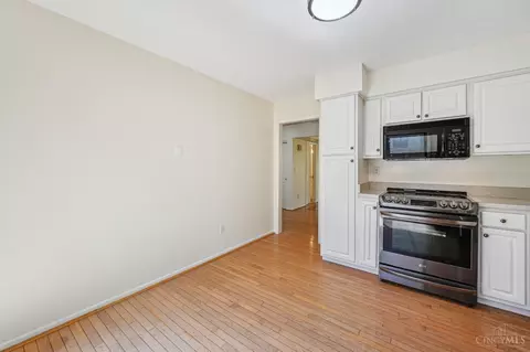 Kitchen - 7264 Galbraith Rd, Cincinnati, OH 45243 photo 3 of 3