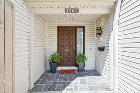 Entry Way - 7264 Galbraith Rd, Cincinnati, OH 45243 photo 1 of 3