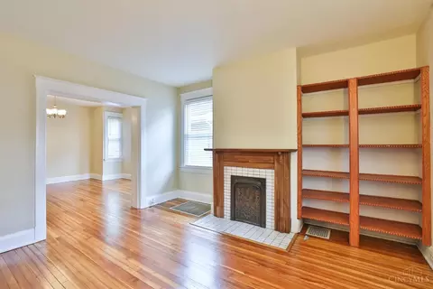 Living - 1332 Cryer Ave, Cincinnati, OH 45208 photo 3 of 6