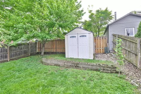 Exterior - 1332 Cryer Ave, Cincinnati, OH 45208 photo 9 of 10