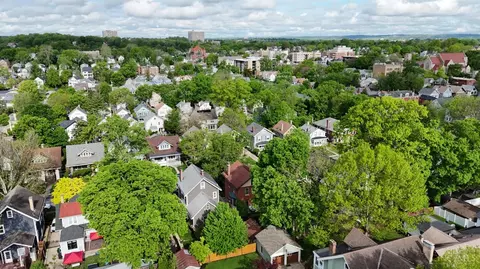 View/Area - 1332 Cryer Ave, Cincinnati, OH 45208 photo 8 of 8