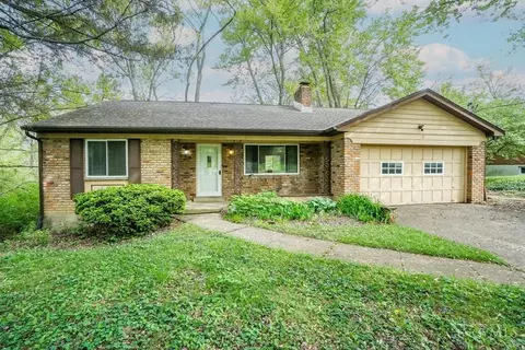 9580 Creekside Dr, Symmes Twp, OH 45140