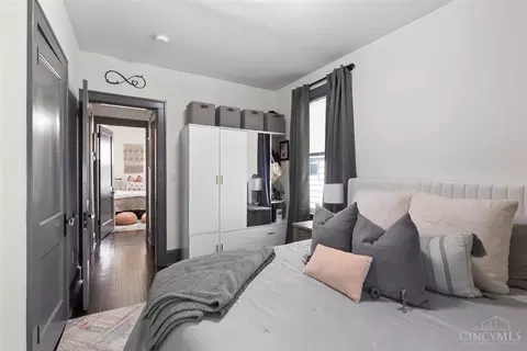4818 Ebersole Ave, Cincinnati, OH 45227 photo 8