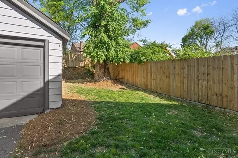 4818 Ebersole Ave, Cincinnati, OH 45227 photo 24