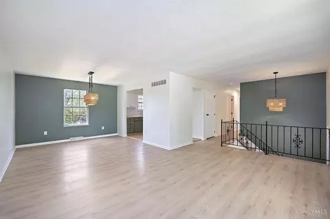 3805 Walker Ave, Cincinnati, OH 45213 photo 12