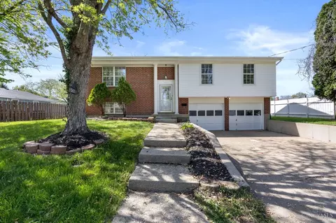 3805 Walker Ave, Cincinnati, OH 45213 photo 2