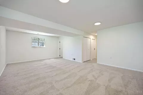 3805 Walker Ave, Cincinnati, OH 45213 photo 38