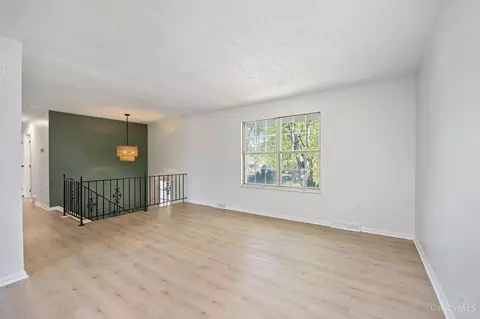 3805 Walker Ave, Cincinnati, OH 45213 photo 14