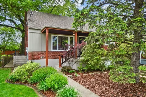 3306 Greenway Ave, Cincinnati, OH 45248