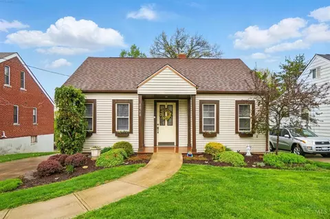 6068 Benken Ln, Cincinnati, OH 45248