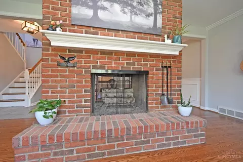 833 Strathcoma Dr, Cincinnati, OH 45255 photo 9