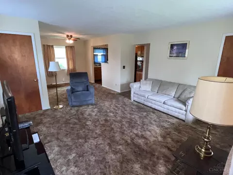 1194 Sugartree Ct, Cincinnati, OH 45231 photo 7