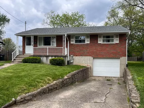 1194 Sugartree Ct, Cincinnati, OH 45231 photo 2