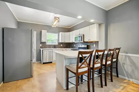 Kitchen - 7000 Bramble Ave, Cincinnati, OH 45227 photo 1 of 2