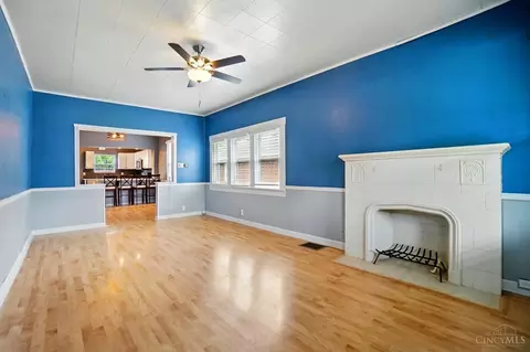 Living - 7000 Bramble Ave, Cincinnati, OH 45227 photo 1 of 3