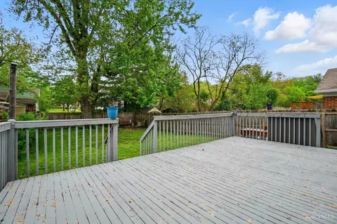 Exterior - 7000 Bramble Ave, Cincinnati, OH 45227 photo 5 of 6
