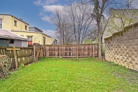 Exterior - 1638 Powers St, Cincinnati, OH 45223 photo 7 of 9