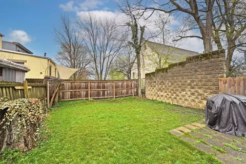 Exterior - 1638 Powers St, Cincinnati, OH 45223 photo 6 of 9