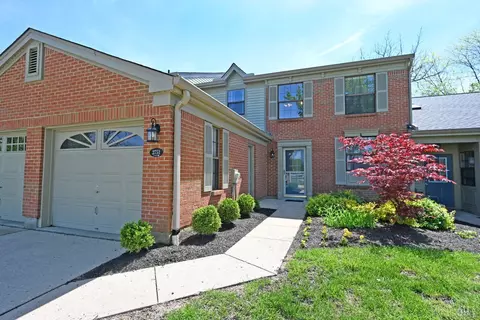 2751 Phaeton Ln, Maineville, OH 45039 photo 3