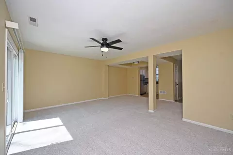 2751 Phaeton Ln, Maineville, OH 45039 photo 9