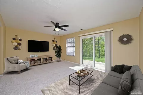 2751 Phaeton Ln, Maineville, OH 45039 photo 11