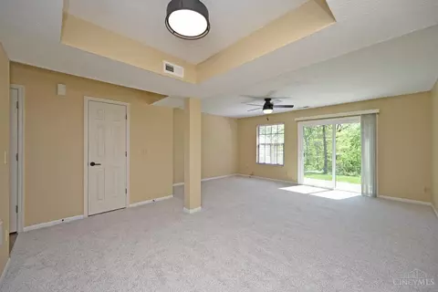2751 Phaeton Ln, Maineville, OH 45039 photo 16