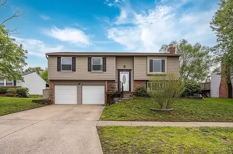 630 Ridgeview Dr, Harrison, OH 45030