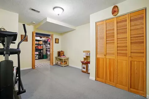 532 Kittery Ln, Cincinnati, OH 45255 photo 50