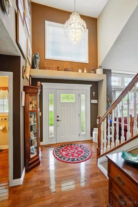 532 Kittery Ln, Cincinnati, OH 45255 photo 8