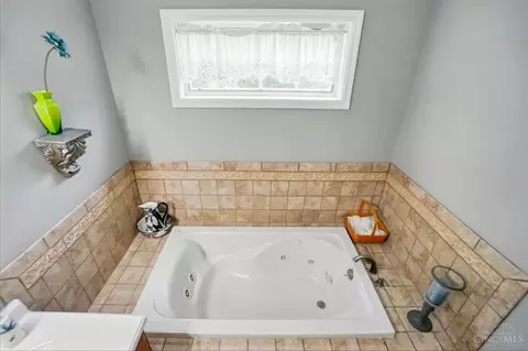 532 Kittery Ln, Cincinnati, OH 45255 photo 33