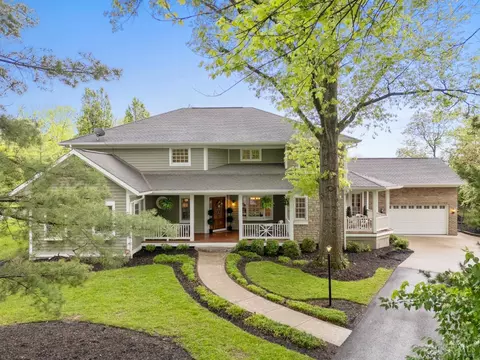 6553 Cooper Rd, Montgomery, OH 45242