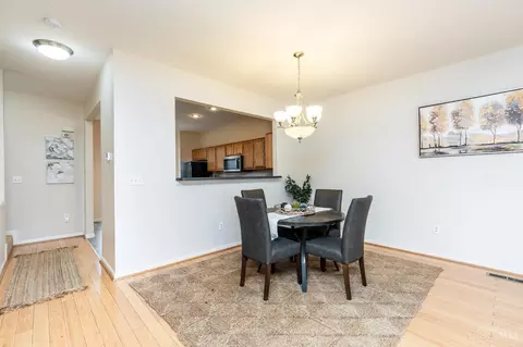 514 Ezzard Charles Dr, Cincinnati, OH 45214 photo 8