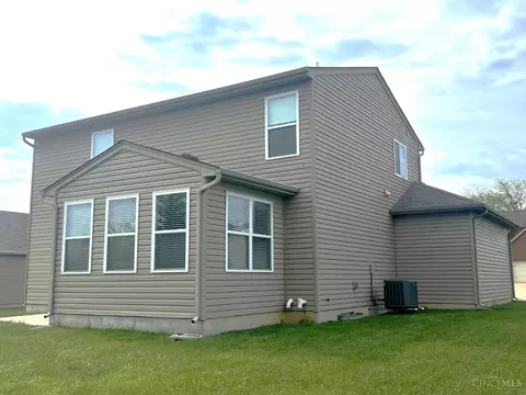 Exterior - 922 Conner Dr, Hamilton, OH 45013 photo 3 of 4