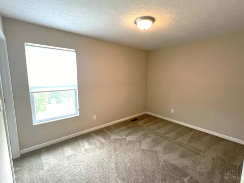 Bedroom - 922 Conner Dr, Hamilton, OH 45013 photo 4 of 5