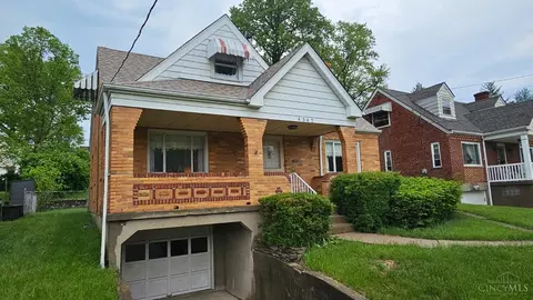 4342 St Martins Pl, Cheviot, OH 45211