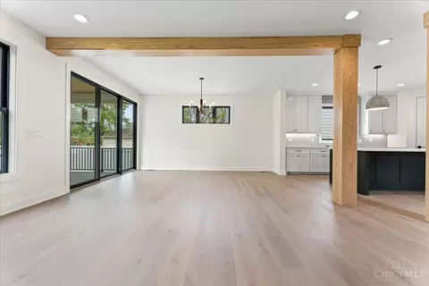 4015 Taylor Ave, Cincinnati, OH 45209 photo 8