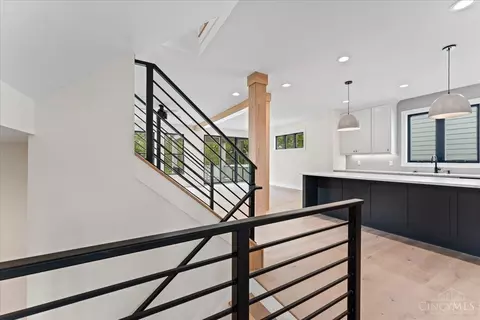4015 Taylor Ave, Cincinnati, OH 45209 photo 20