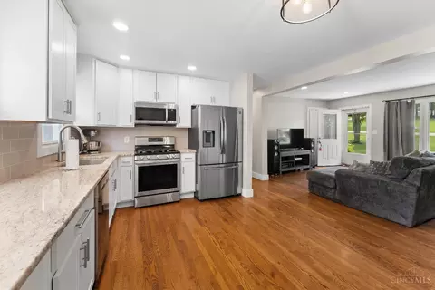 Kitchen - 5982 Decker Rd, Franklin, OH 45005 photo 1 of 1