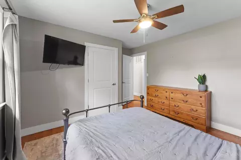 Bedroom - 5982 Decker Rd, Franklin, OH 45005 photo 2 of 4