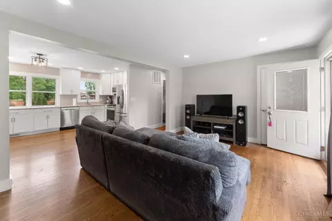 Living - 5982 Decker Rd, Franklin, OH 45005 photo 1 of 1