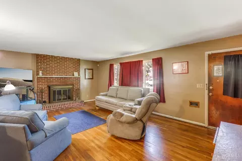 Living - 1236 Purcell Ave, Cincinnati, OH 45205 photo 1 of 5