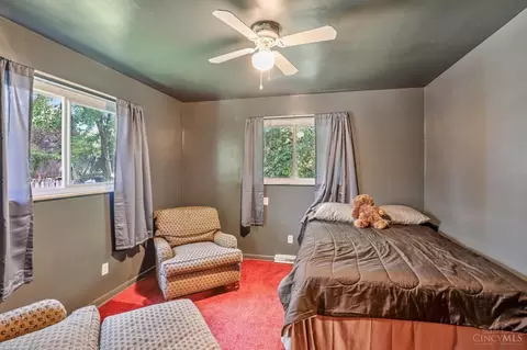 Bedroom - 1236 Purcell Ave, Cincinnati, OH 45205 photo 2 of 4