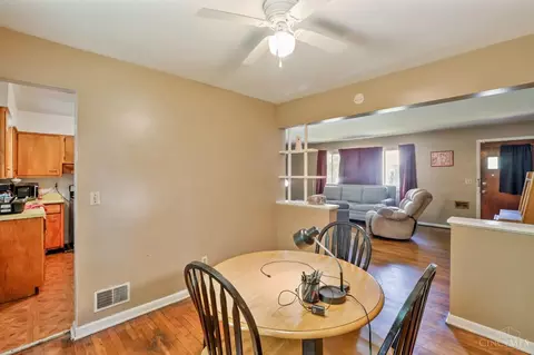 Dining - 1236 Purcell Ave, Cincinnati, OH 45205 photo 1 of 2