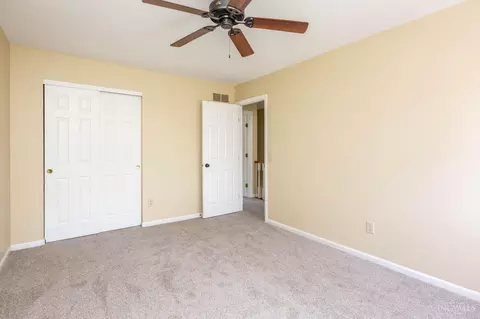 Bedroom - 10931 Allenhurst Blvd, Blue Ash, OH 45241 photo 3 of 5