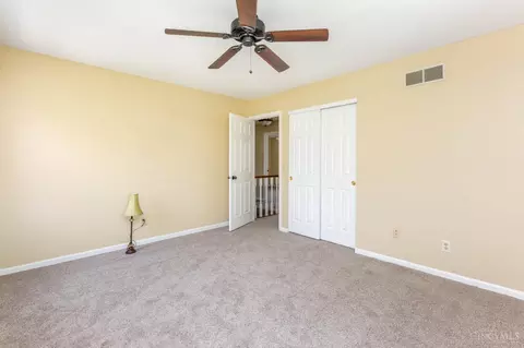 Bedroom - 10931 Allenhurst Blvd, Blue Ash, OH 45241 photo 4 of 5