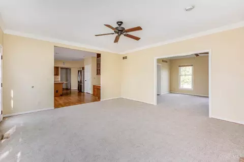 Living - 10931 Allenhurst Blvd, Blue Ash, OH 45241 photo 7 of 7