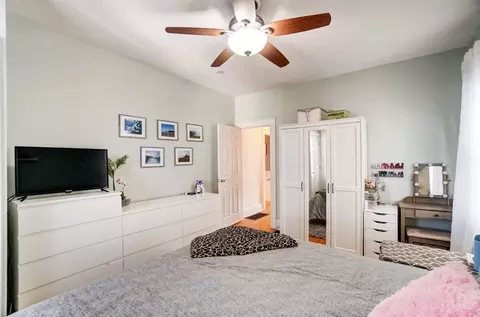Bedroom - 4533 Orkney Ave, Cincinnati, OH 45209 photo 2 of 4