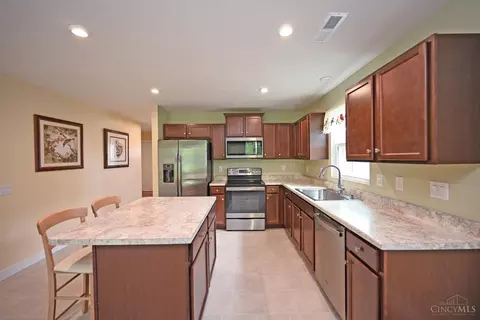 Kitchen - 31 Platform St, Amelia, OH 45102 photo 3 of 3