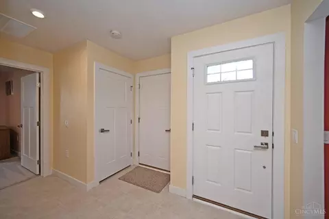 Entry Way - 31 Platform St, Amelia, OH 45102 photo 1 of 1